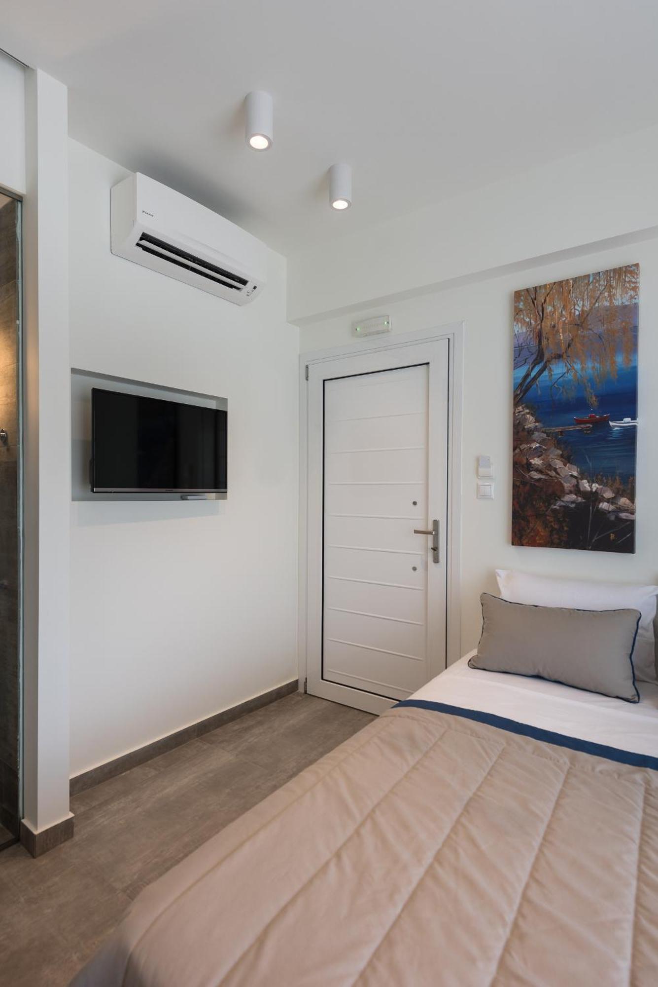 דירות סטאברוס Fani Luxury Boutique מראה חיצוני תמונה